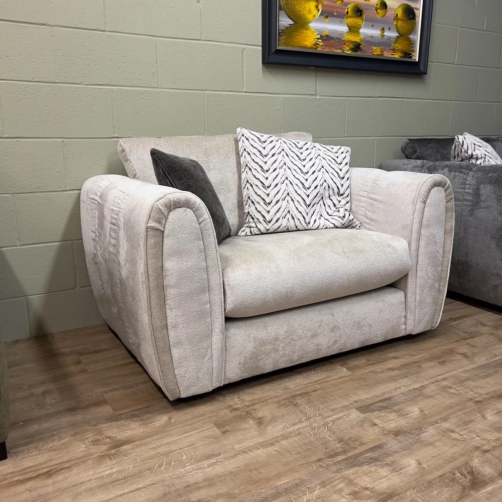 Love Chair 4